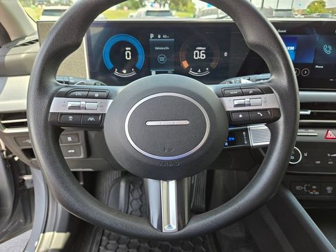 Used 2025 Hyundai Sonata SEL FWD image 27