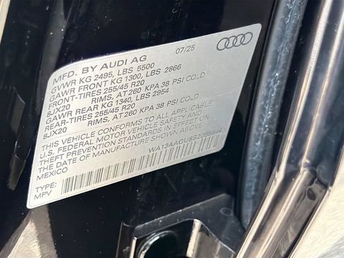 Used 2025 Audi Q5 Prestige AWD/4WD image 44