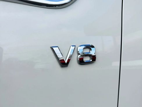 Used 2020 Nissan Armada Platinum w/ Captain's Chairs Package image 10