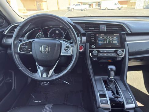 Used 2019 Honda Civic EX image 17