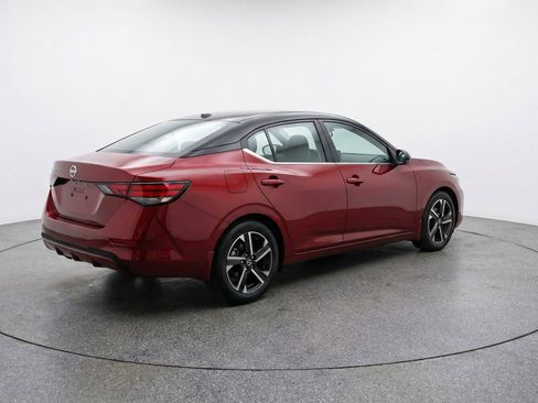 Used 2025 Nissan Sentra SV image 9