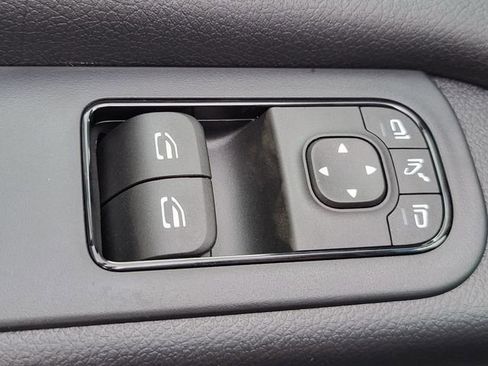 New 2025 Mercedes-Benz Sprinter 2500 image 16