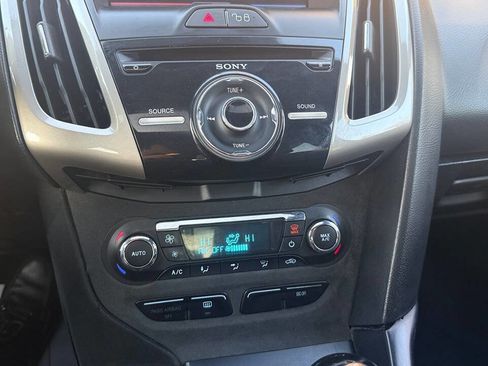 Used 2013 Ford Focus ST image 16