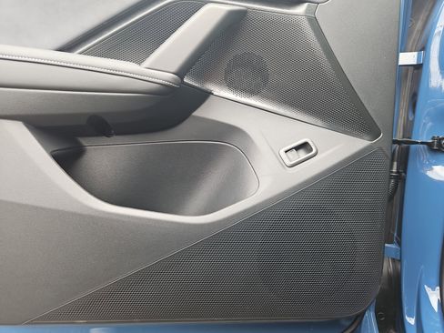 New 2026 Volkswagen Tiguan SE image 11