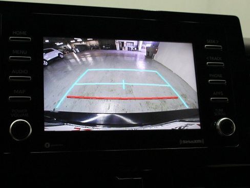 Used 2022 Toyota Camry LE image 17