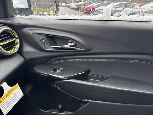 New 2026 Chevrolet Trax LT w/ LT Convenience Package image 24