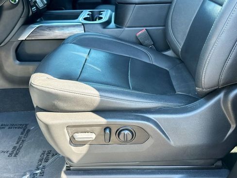 Certified 2022 Chevrolet Silverado 2500 LTZ w/ LTZ Convenience Package AWD/4WD image 18