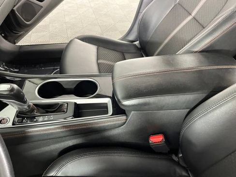 Used 2024 Nissan Altima 2.5 SR FWD image 25