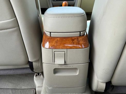 Used 2003 INFINITI I35 w/ Sunroof & Sunshade Pkg FWD image 9