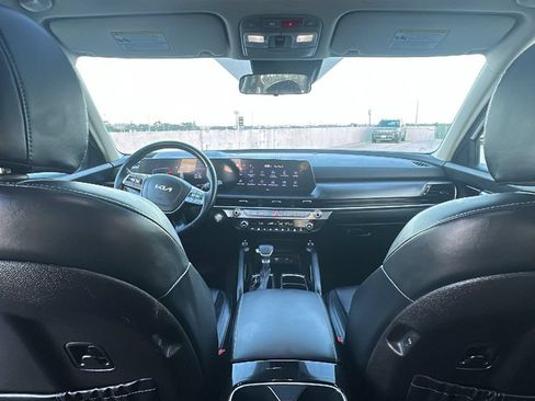 Used 2025 Kia Telluride S FWD image 29