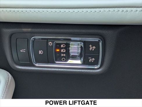 Used 2023 Lincoln Aviator Black Label w/ Class IV Trailer Tow Package AWD/4WD image 22