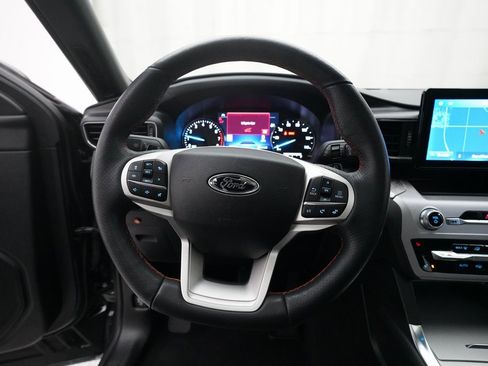 Used 2023 Ford Explorer Timberline w/ Timberline Technology Package image 4