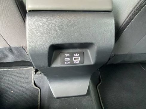 Certified 2025 Subaru Crosstrek 2.5i Premium AWD/4WD image 16