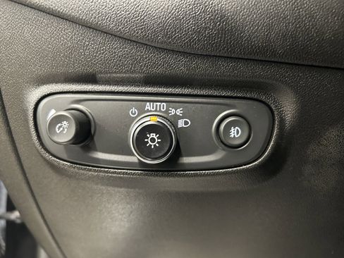 Used 2020 Chevrolet Equinox Premier w/ Premier Redline Edition image 21