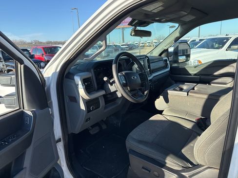 Used 2024 Ford F250 XLT image 20