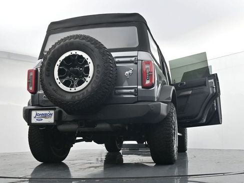 Certified 2023 Ford Bronco Outer Banks w/ Sasquatch Package AWD/4WD image 40