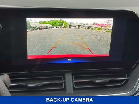 New 2026 Chevrolet Trax RS w/ Sunroof Package FWD image 14