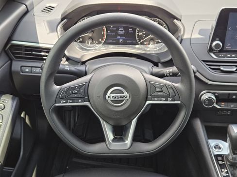 Used 2020 Nissan Altima 2.5 S w/ Driver Assist Package FWD image 24
