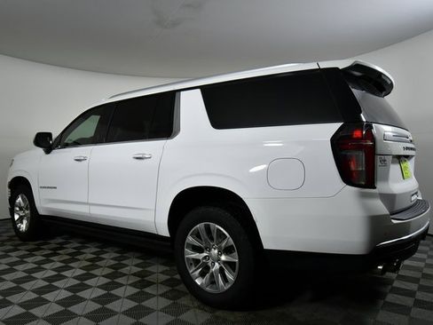 Used 2021 Chevrolet Suburban Premier image 14