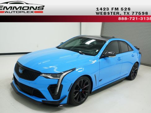 Used 2022 Cadillac CT4 V Blackwing w/ Carbon Fiber 1 Package RWD image 1