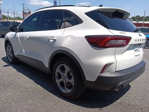 Certified 2025 Ford Escape ST-Line w/ Tech Pack #1 FWD image 5