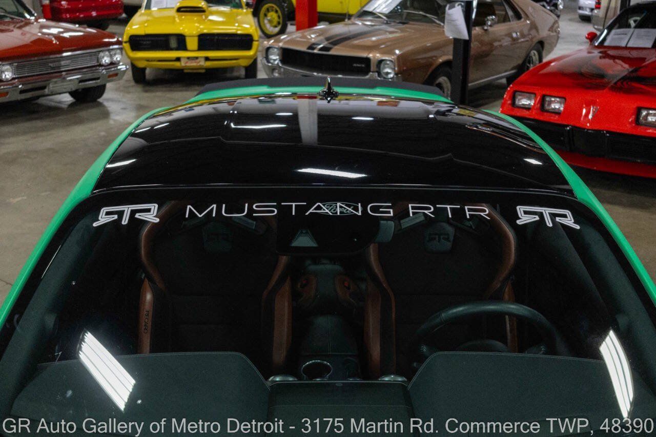 Used 2021 Ford Mustang GT Premium w/ GT Performance Package RWD image 32