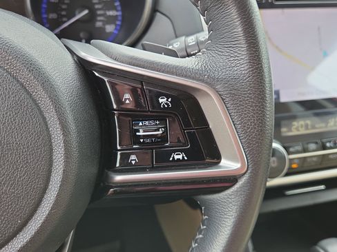 Used 2018 Subaru Outback 3.6R Limited AWD/4WD image 21