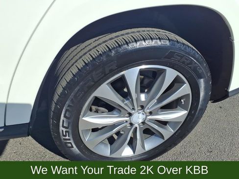 Used 2016 Mercedes-Benz GL 450 4MATIC image 17