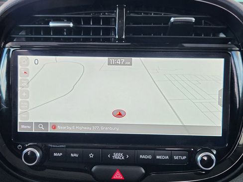 Used 2025 Kia Soul GT-Line FWD image 19