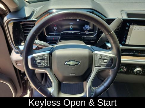 Used 2022 Chevrolet Silverado 1500 LT Trail Boss AWD/4WD image 29