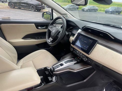 Used 2020 Honda Clarity Touring image 9