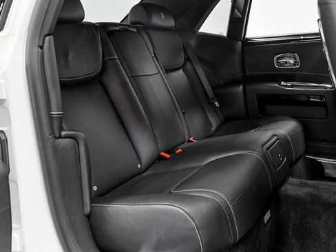 Used 2016 Rolls-Royce Ghost image 62