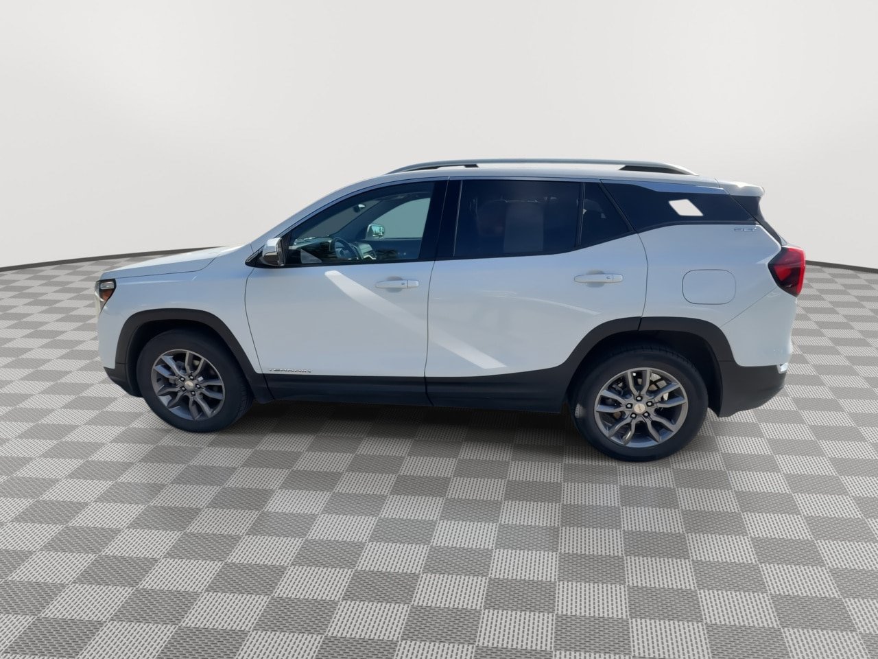 Used 2023 GMC Terrain SLT AWD/4WD image 5