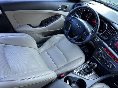 Used 2013 Kia Optima EX image 23