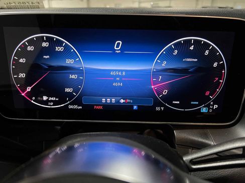 Certified 2026 Mercedes-Benz GLC 300 4MATIC image 29