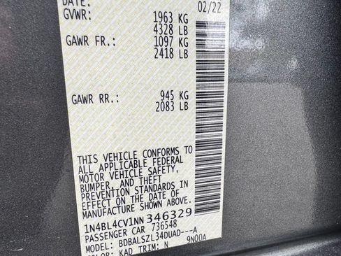 Used 2022 Nissan Altima 2.5 SR w/ Midnight Edition Package FWD image 10