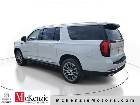 New 2026 GMC Yukon XL Denali w/ Sun & Power Step Package AWD/4WD image 3
