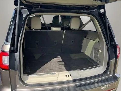 Used 2019 Lincoln Navigator L Reserve AWD/4WD image 33