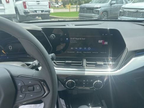 New 2026 Chevrolet Trax LT FWD image 22