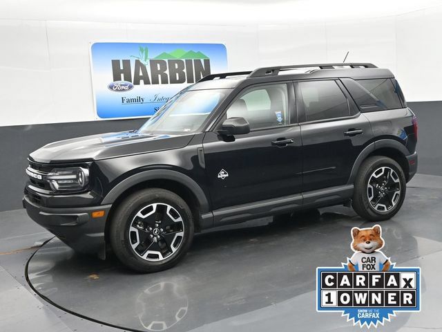 Used 2023 Ford Bronco Sport Outer Banks w/ Tech Package AWD/4WD image 1