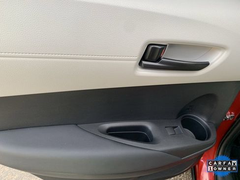 Certified 2023 Toyota Corolla Cross LE image 27