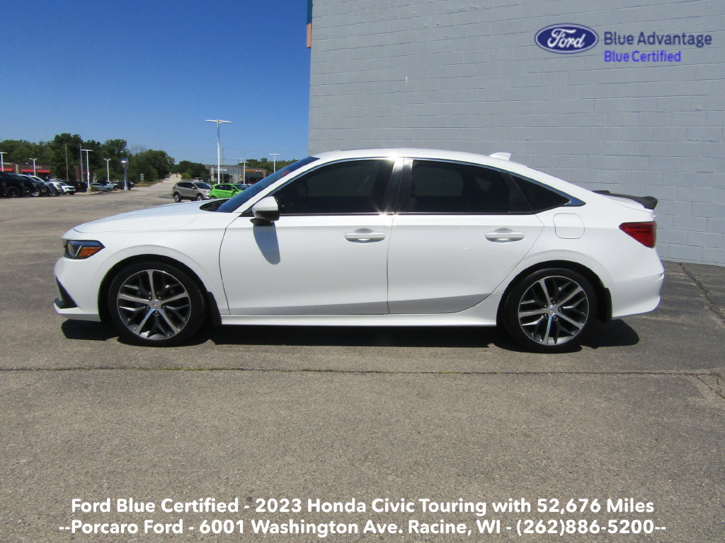 Used 2023 Honda Civic Touring image 2