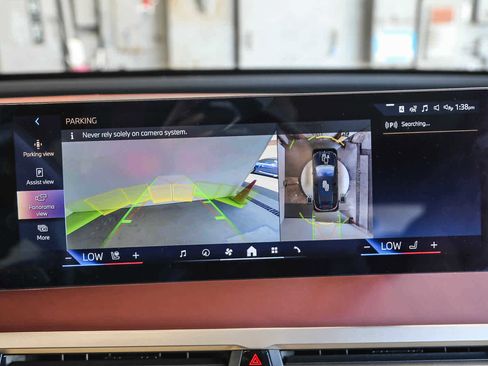 Used 2025 BMW iX xDrive50 w/ Premium Package image 24