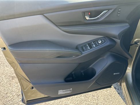 Used 2024 Subaru Ascent Onyx Edition Limited image 16