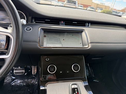 Used 2021 Land Rover Range Rover Evoque R-Dynamic S image 15