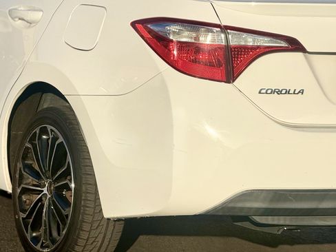 Used 2014 Toyota Corolla S FWD image 13