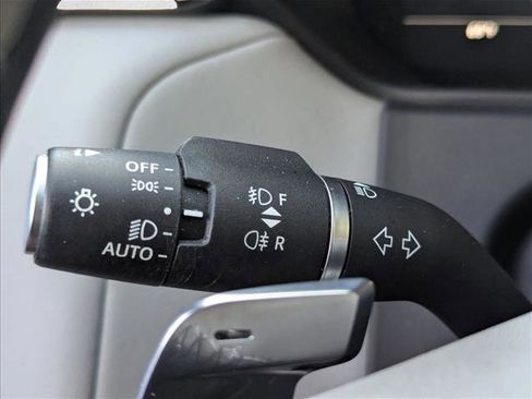 Used 2024 Land Rover Range Rover Velar Dynamic SE AWD/4WD image 15