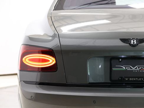 Used 2017 Bentley Flying Spur S W12 AWD/4WD image 61