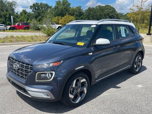 Used 2023 Hyundai Venue Limited w/ Cargo Package FWD image 46