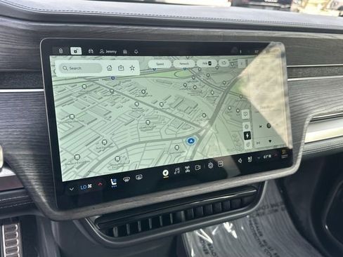 Used 2023 Rivian R1S Adventure image 14